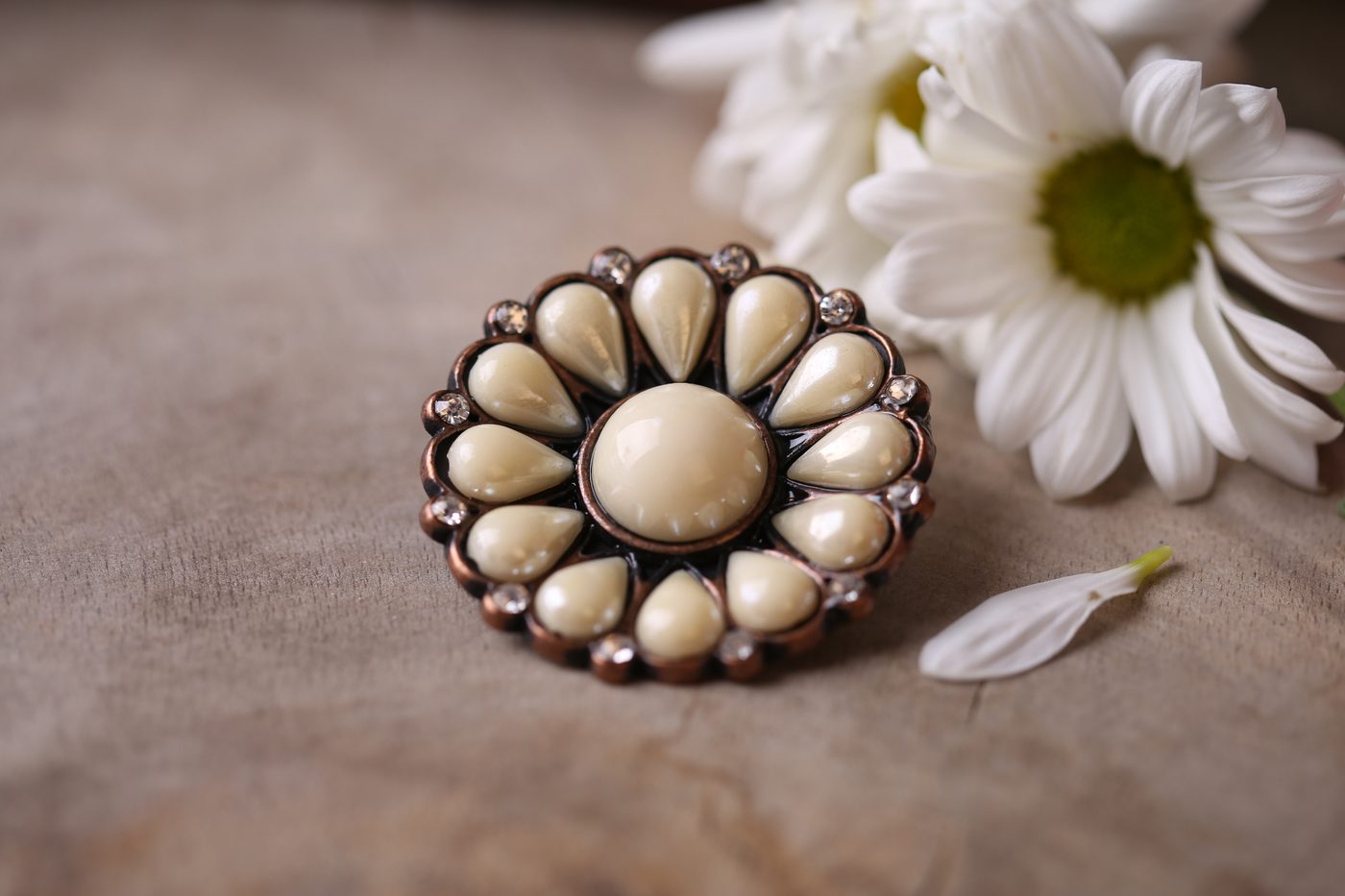 Petal P-06