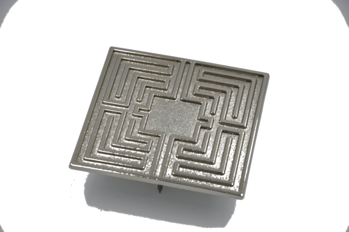 Labyrinth L-02